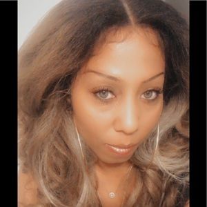 Meet your Posher, Tonia